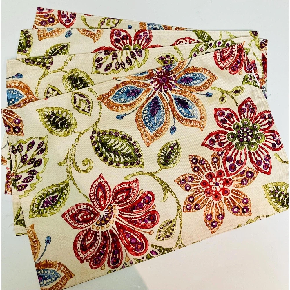 Unbranded Floral Placemats Set of 4 Cream Multicolor Excellent Boho Paisley